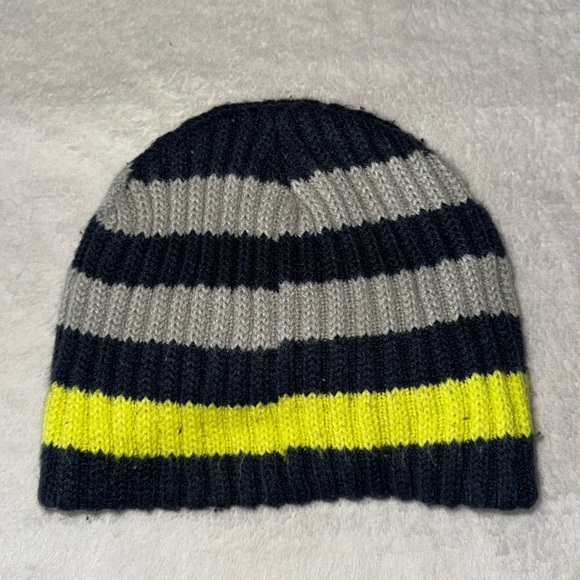 Berkshire boys striped beanie - Picture 2 of 4